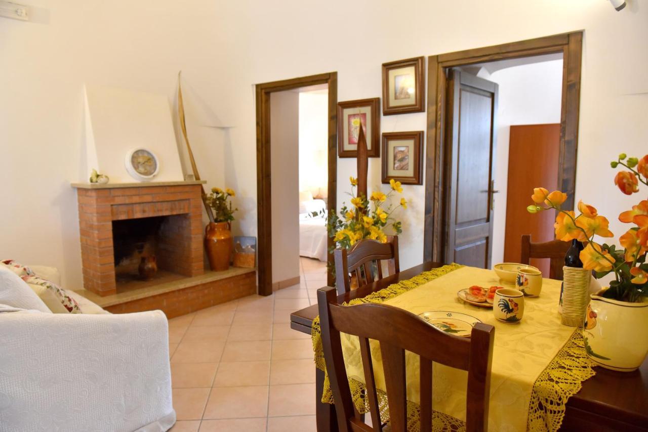 I Tre Coni - Villaggio Di Mary Locorotondo Bagian luar foto