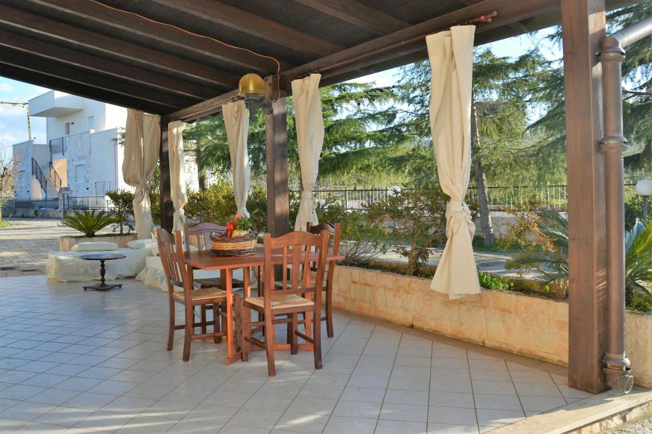 I Tre Coni - Villaggio Di Mary Locorotondo Bagian luar foto